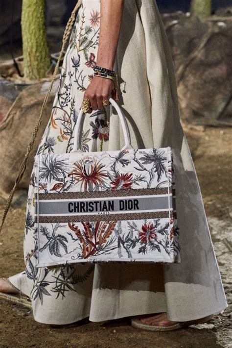 christian dior tote bag 2020|christian dior tote bag 2021.